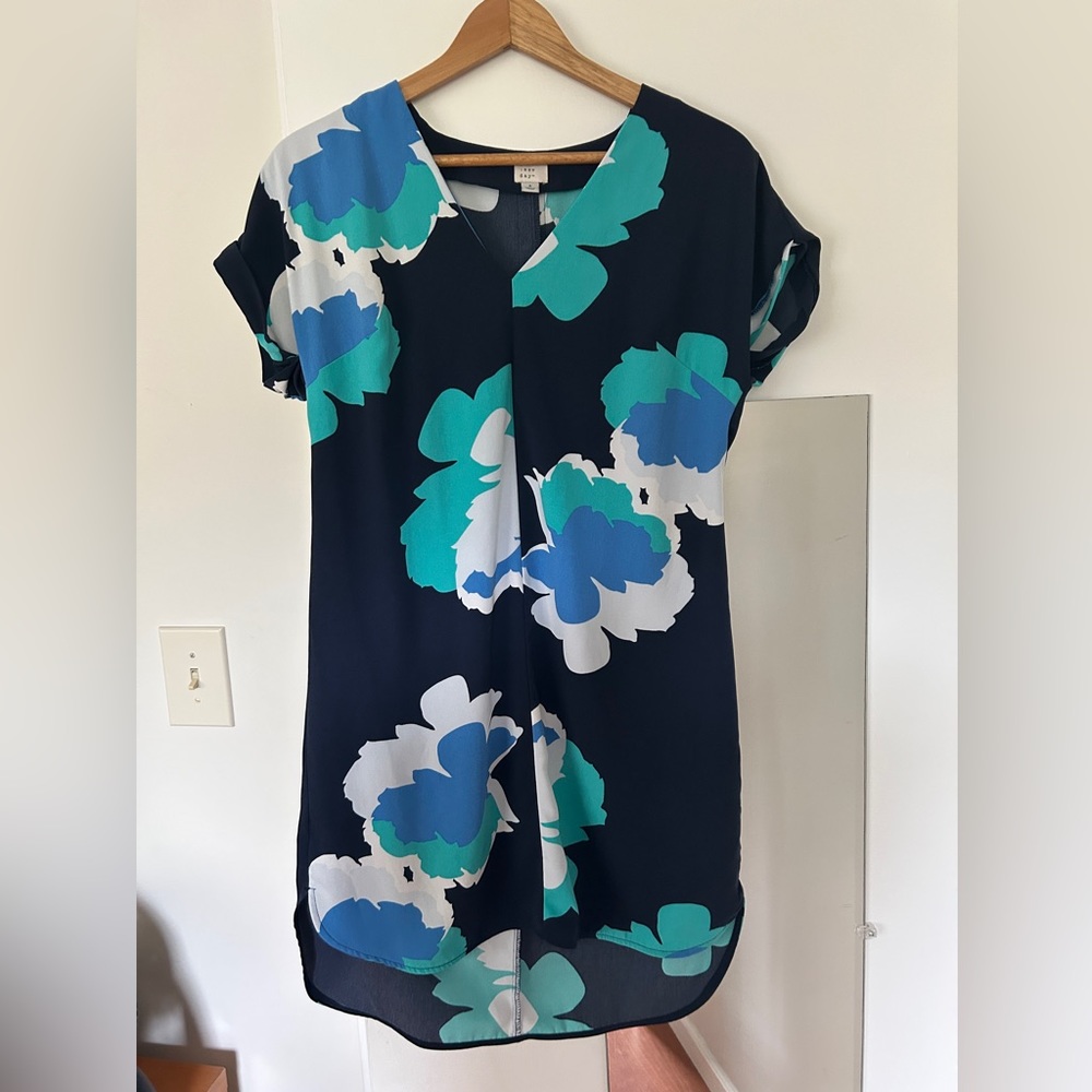 Shades of blue a new day dress size small